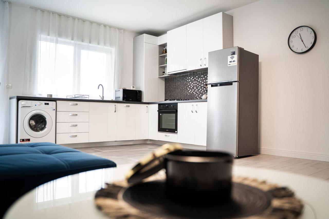 Cozy Apartment In Dumbravita Dumbravita  Luaran gambar